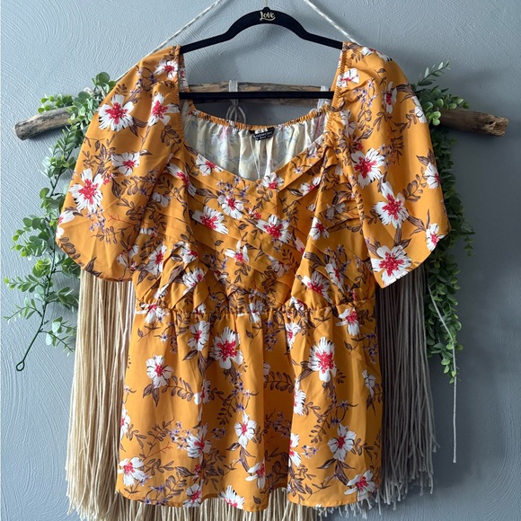 BloomChic Purple, Teal, and Yellow Short Sleeve Top Trio - Picture 2 of 10